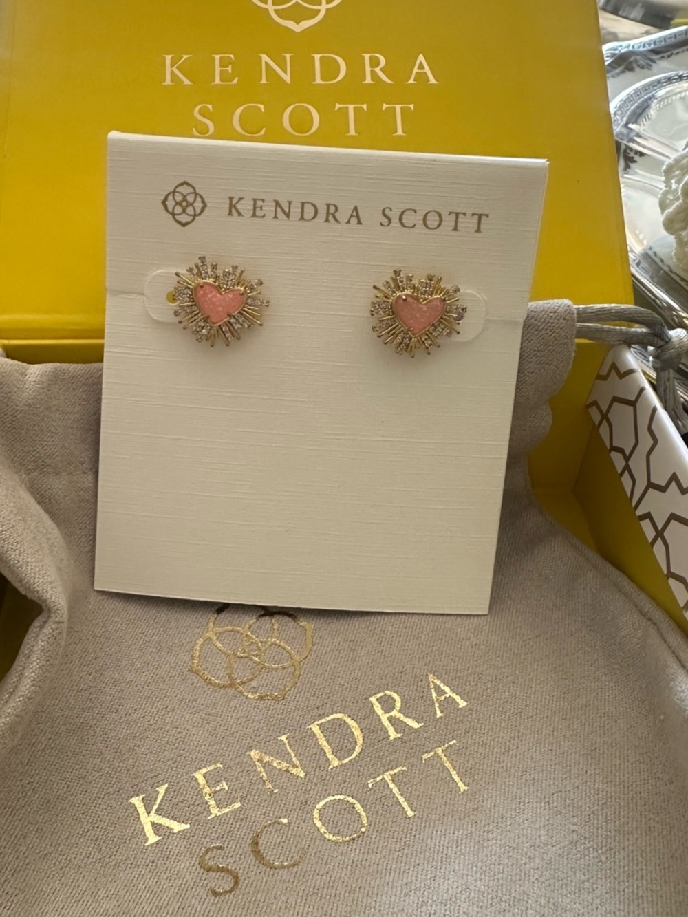 Dolly Parton‎ x Kendra Scott Ari Heart Gold Stud Earrings NEW